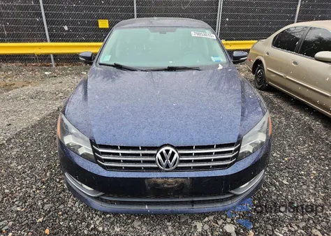 2015 Volkswagen Passat Sel из США, поврежденный, VIN 1VWCV7A38FC021991